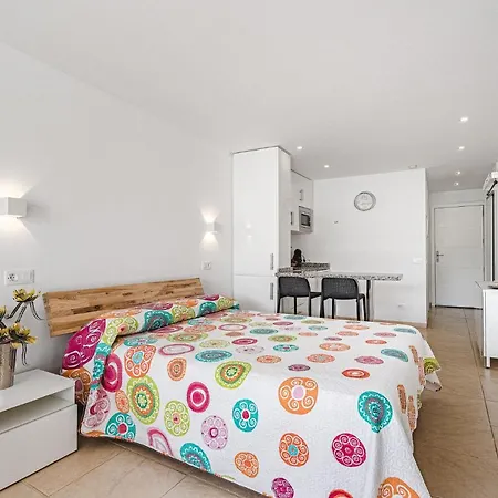Lovely Studio, La Pinta Beach, Complex Geranios Apartament *